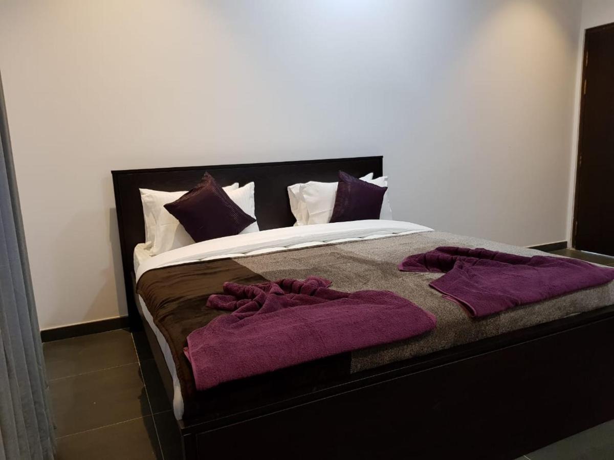 Taj Residence Puttalam Exterior photo